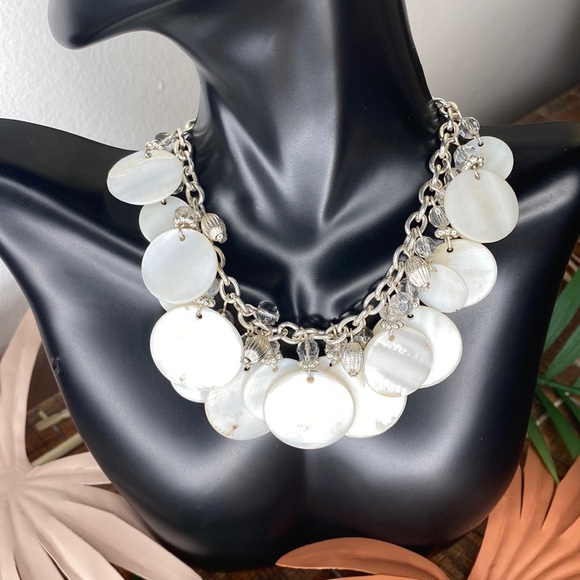 Vintage Rounded Necklace - Picture 1 of 5